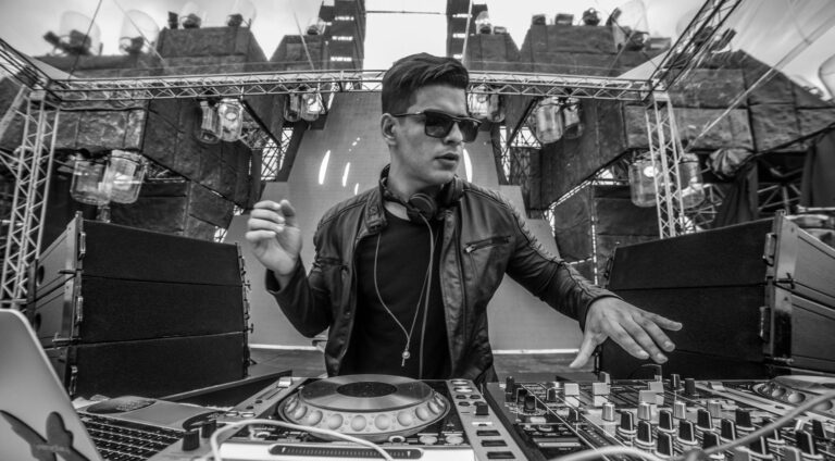 2015_12_04_1011f45ec995385f3a35d7084e9f2fe2