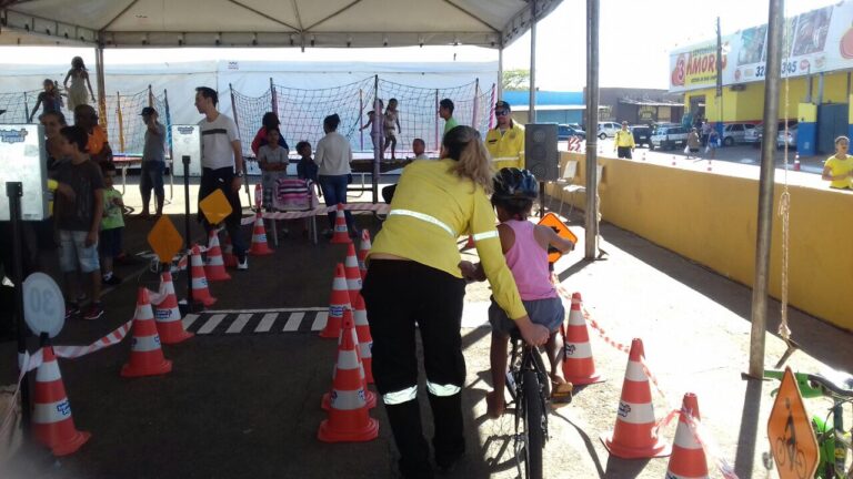 todos por um tra?nsito + seguro (1)