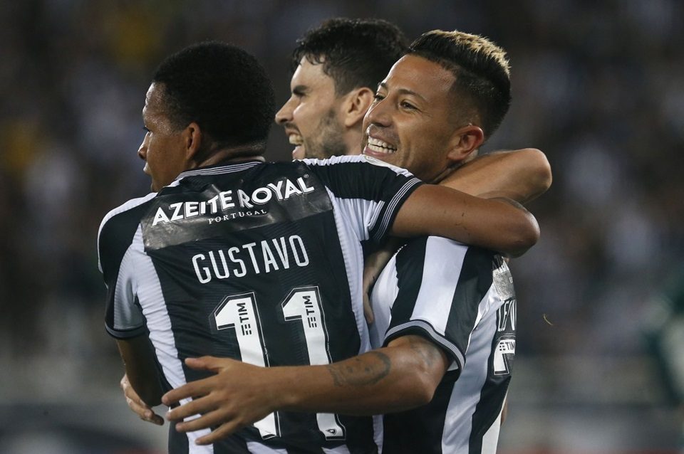 Botafogo-x-Goiás-960x638
