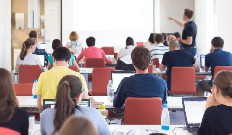 artigo-elisabeth_post-sala-de-aula