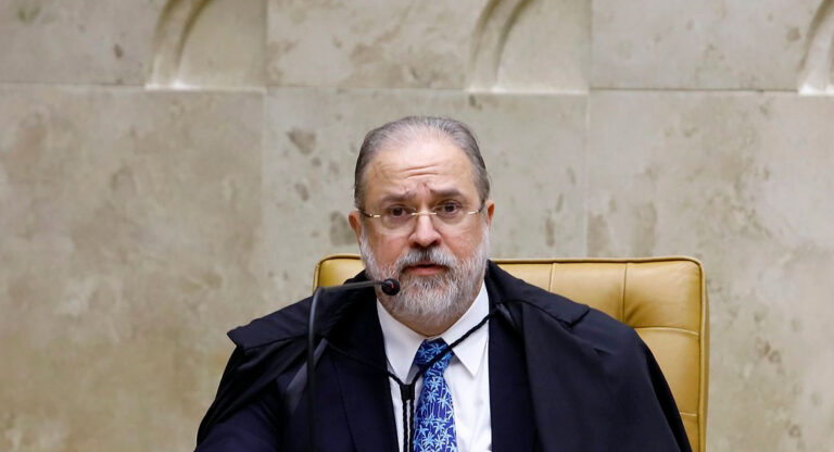 bancoimagemfotoaudiencia_ap_435942