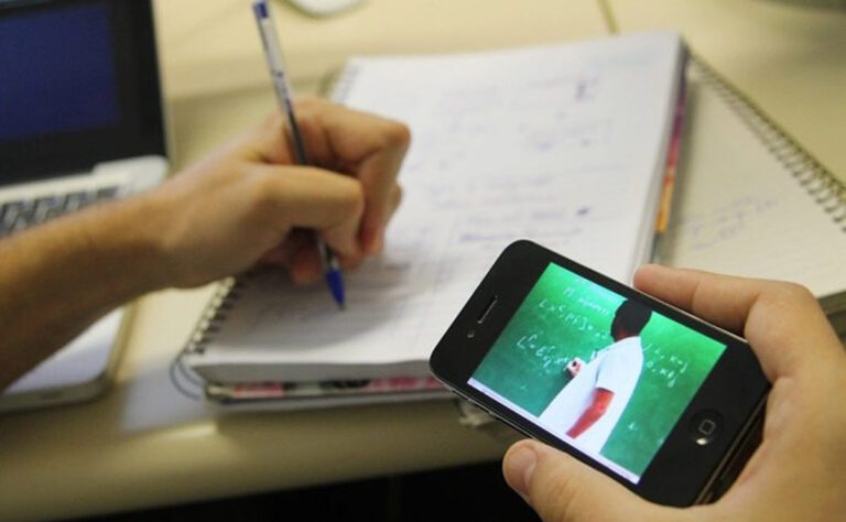 sobre-ensino-a-distancia-para-criancas-e-o-2018combate-ao-marxismo2019