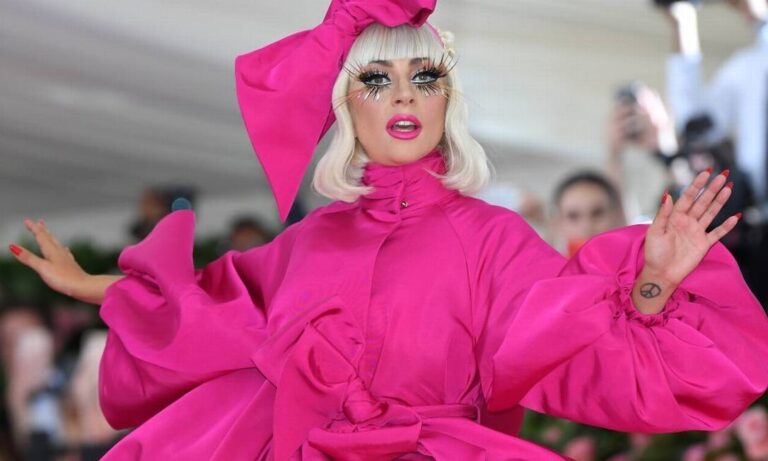 x82550007_NEW-YORK-NEW-YORKMAY-06-Lady-Gaga-arrives-for-the-2019-Met-Gala-celebrating-Camp-Not.jpg.pagespeed.ic.CN_WVszsQJ