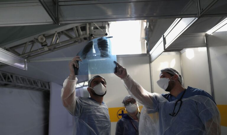 2020-05-13t224457z_1_lynxmpeg4c22o_rtroptp_4_health-coronavirus-brazil-hospital