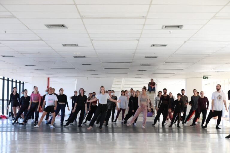Workshop-de-Danca-Contemporenea-com-Karolina-Kardasz-3
