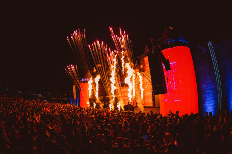 ESTRUTURA FESTA FANTASIA