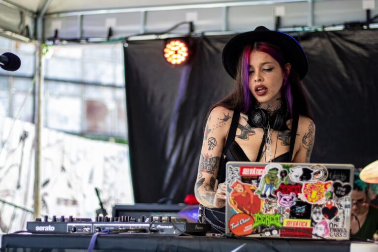 thumbnail_Yasmim (2)