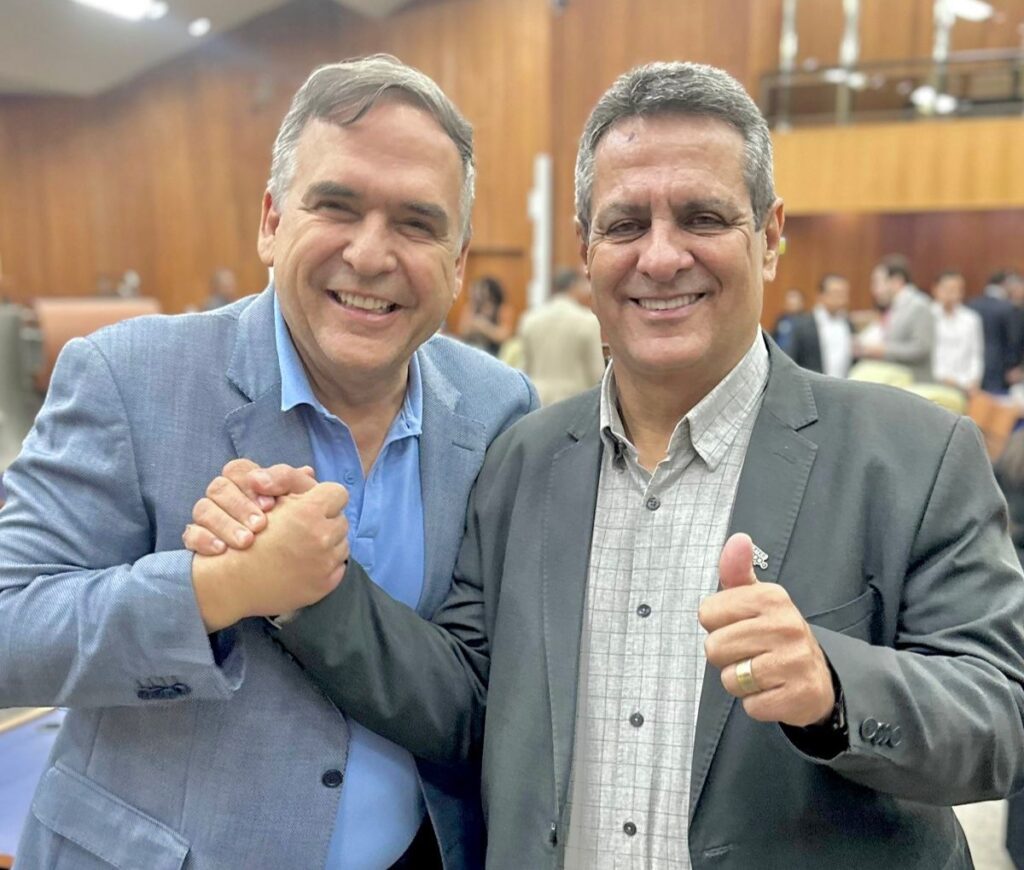 SANDRO E DENÍCIO
