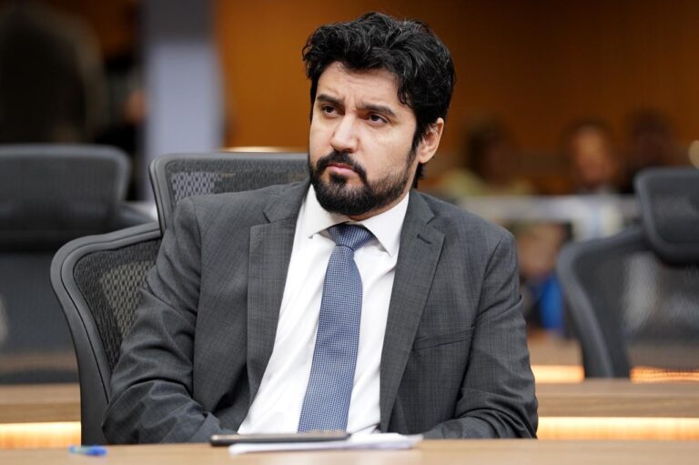 de85c931-08dd-41c8-a9c7-83dc885792eb-1