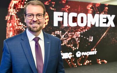 Com base no conteúdo fornecido, aqui estão algumas opções de título:

ACIEG lança 4ª Ficomex em Brasília com apoio da ApexBrasil (Foco no lançamento e parceria)
Ficomex 2025: Feira em Goiânia terá rodadas de negócios inéditas com ApexBrasil (Foco no evento principal e novidade)
Parceria entre ACIEG e ApexBrasil impulsiona negócios internacionais na 4ª Ficomex (Foco no impacto e parceria)
Goiânia sediará 4ª edição da Ficomex em 2025 com foco em exportações (Mais direto sobre o evento futuro)
Lançamento da 4ª Ficomex projeta edição de 2025 focada em conectar empresas ao mercado global (Combina lançamento e objetivo futuro)

Estas opções variam em foco (lançamento, evento futuro, parceria, impacto) para oferecer alternativas de acordo com a ênfase desejada.