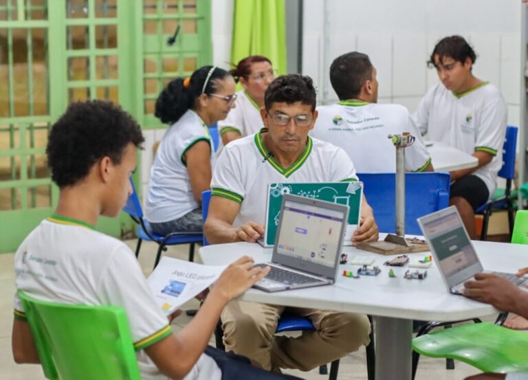 Senador Canedo é o primeiro município a oferecer aulas robótica