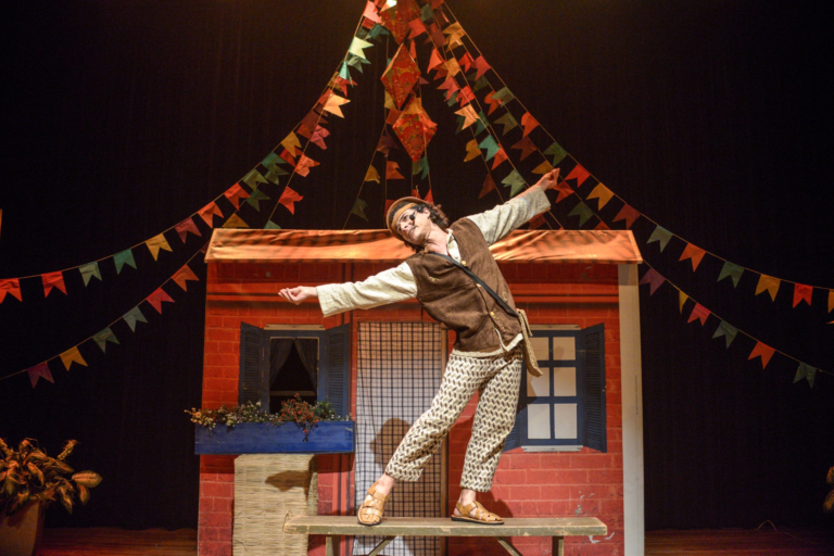 Espetáculo infantil gratuito leva cultura nordestina e goiana a Formosa, Valparaíso e Luziânia