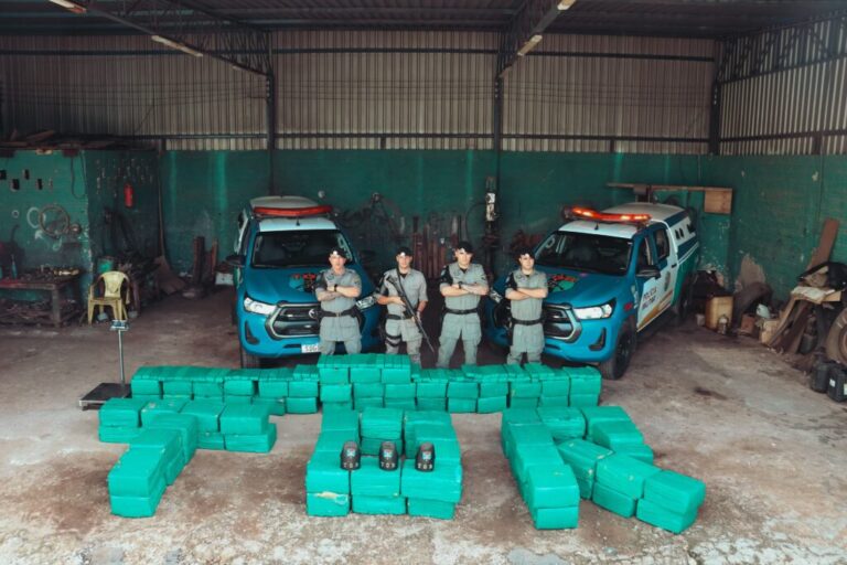 "Polícia apreende mais de 2 toneladas de maconha em oficina mecânica em Goiânia"