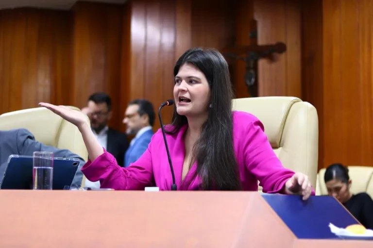 5ee369f1-1400-4ca8-bb45-1387ac85c921-1