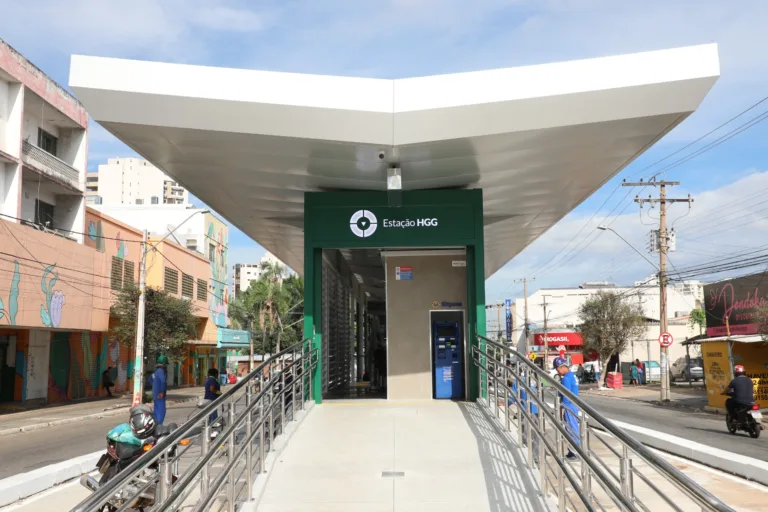 Eixo Anhanguera ganha novas estações modernas e sustentáveis, com entrega antecipada.