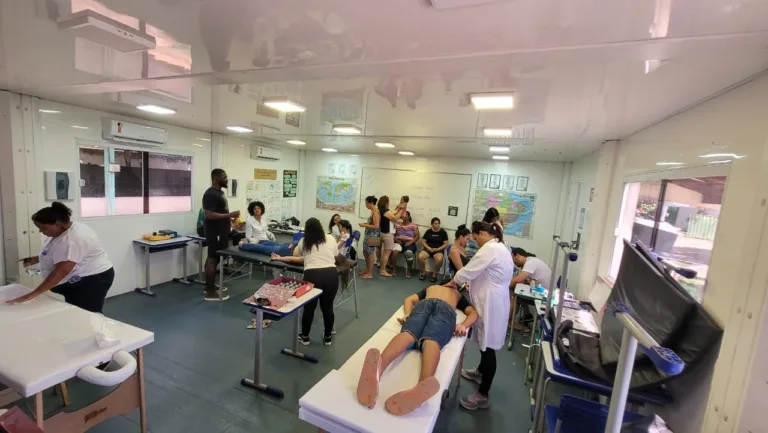 Feira comunitária da Estácio Goiás oferece atendimentos gratuitos em saúde, direito e bem-estar neste sábado