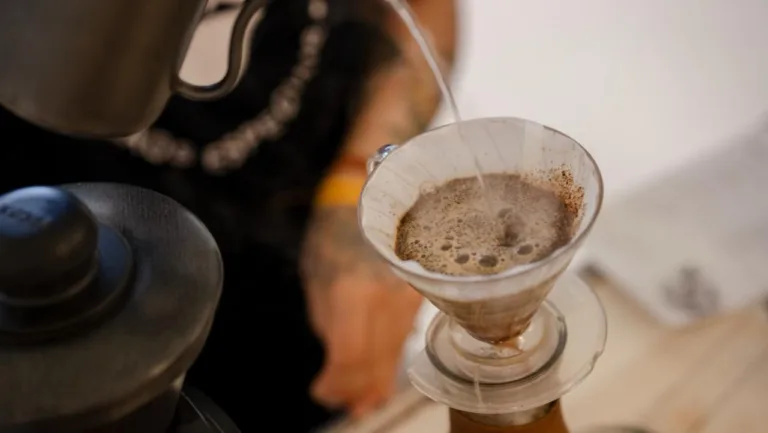 Senac Goiás oferece curso intensivo de barista com foco em métodos de preparo e cafés especiais.