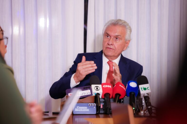 TRE-GO absolve Caiado de abuso de poder político e anula cassação de chapa em Goiânia