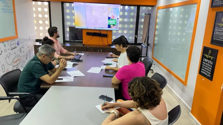 Sorteio eletrônico da Nota Goiana é realizado pela equipe da Secretaria da Economia (Foto: Mariana Machado)