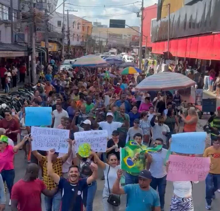 "Ambulantes de Goiânia protestam contra 'tolerância zero' e exigem diálogo com prefeitura"