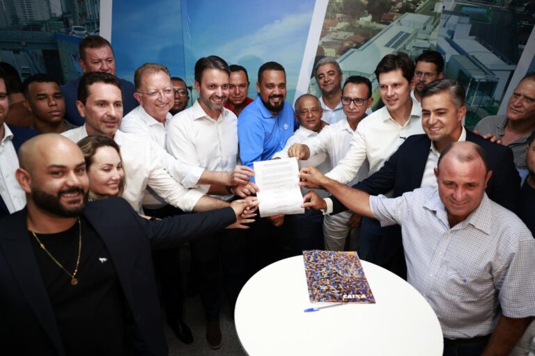 "Governo de Goiás anuncia R$ 35,4 milhões para construção de 768 moradias populares em Aparecida de Goiânia"