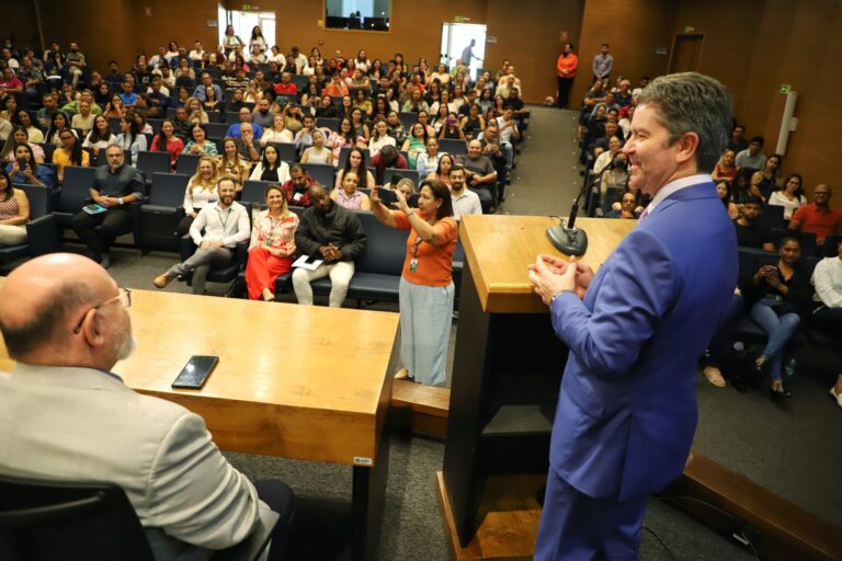 "Governo de Goiás capacita 270 profissionais para atuar no Complexo Oncológico de Referência (Cora)"