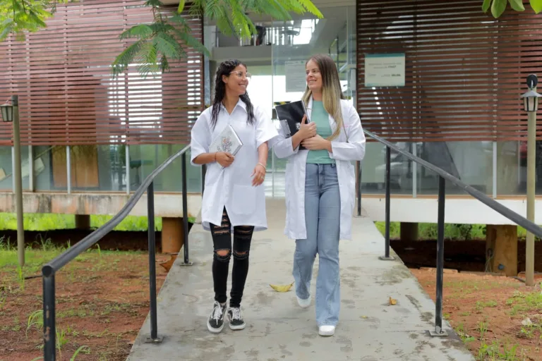 "Inscrições para Vestibular 2025/2 e EaD da UEG terminam em 22 de abril; provas serão em maio"