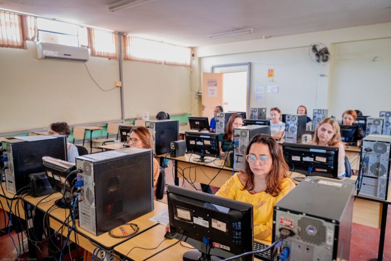 "Prefeitura de Anápolis convoca 40 professores do cadastro reserva para reforçar rede municipal de educação"