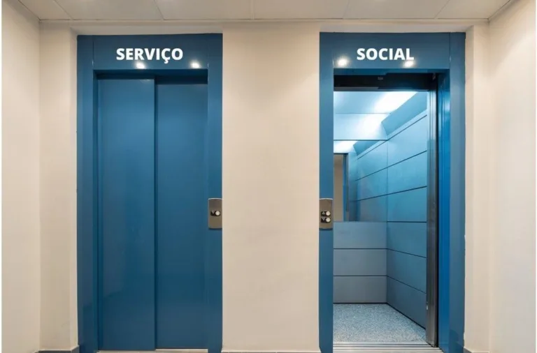 Elevadores de serviço