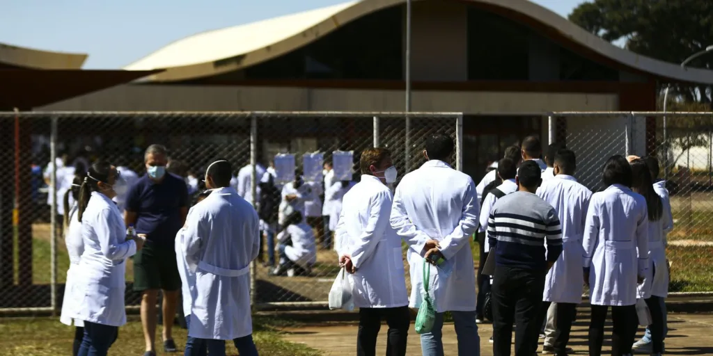 Resultado da primeira etapa do Revalida 2025 é publicado