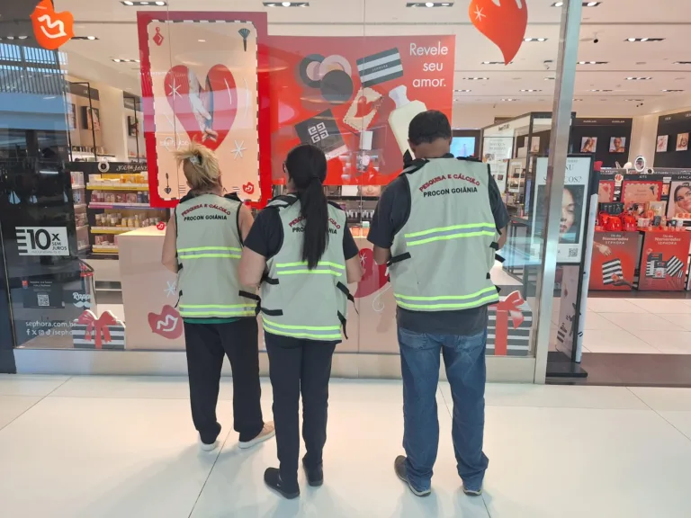 Dia dos Namorados: Pesquisa do Procon-GO revela variação de até 300% em presentes.