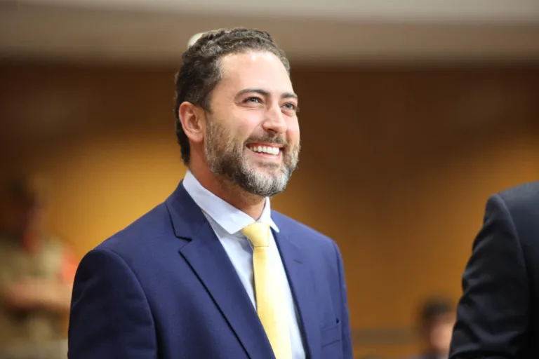 Goiás: Lei de Lucas do Vale Amplia Apoio a Pacientes com Câncer