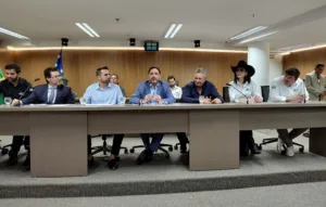 Lançada a AgroVem Goiânia 2025, feira que vai movimentar R$ 2 bilhões em negócios.