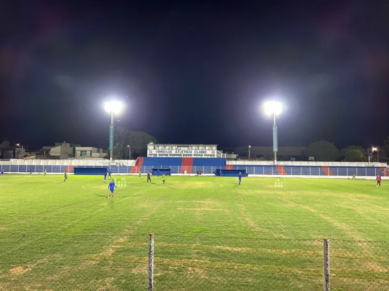 Trindade: Estádio Abrão Manoel da Costa é Inaugurado com Nova Iluminação em LED
