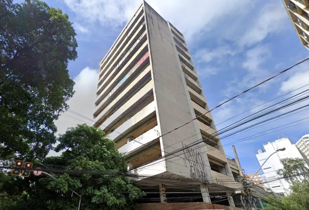 Edifício abandonado no Centro de Goiânia será transformado em moradia para famílias de baixa renda
