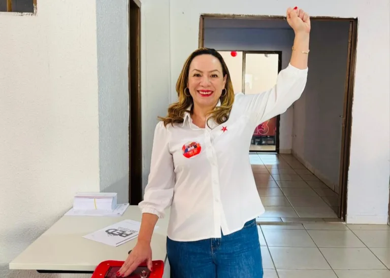 Adriana Accorsi eleita presidente do PT-GO com 95,85% dos votos