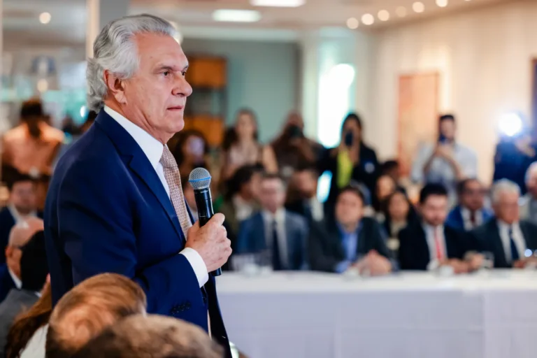 Caiado Lança Plano de Crédito para Minimizar Impacto de Tarifas Americanas em Goiás