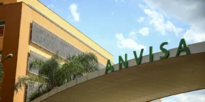 Anvisa aprova medicamento oral para tratar tumores cerebrais