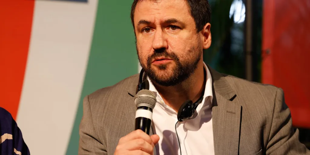 PL da Adultização amplia responsabilidade de big techs, diz secretário