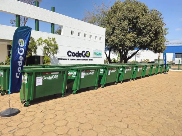 Codego entrega containers metálicos ao Daia