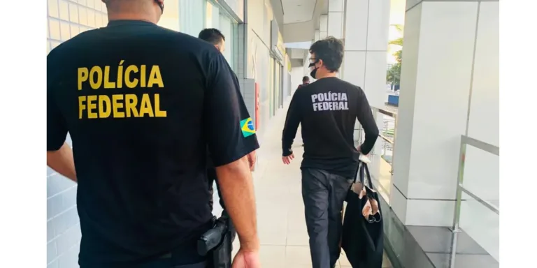 Oito pessoas estão foragidas após megaoperação da Polícia Federal