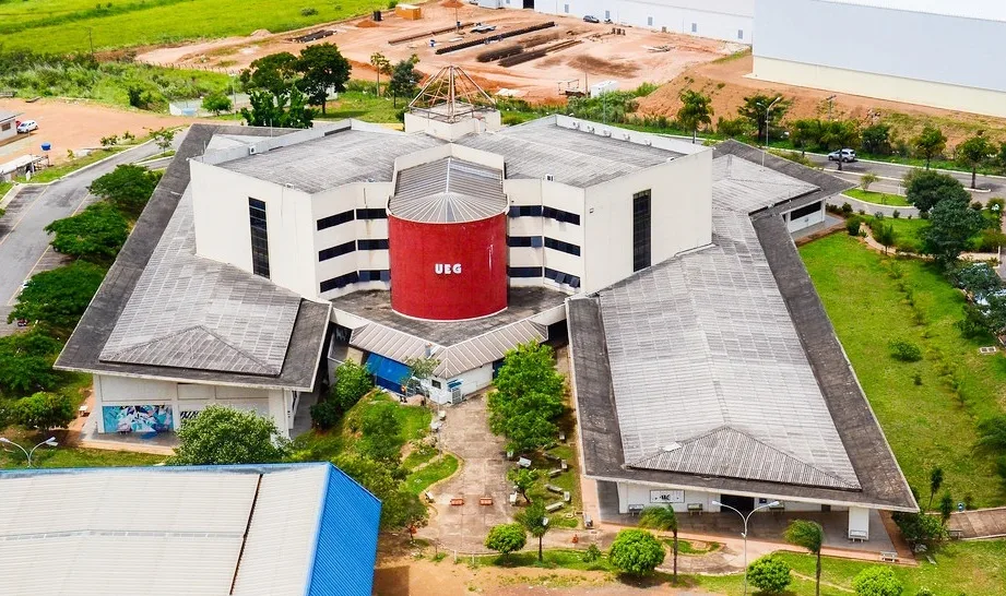 UEG abre seleção para vagas remanescentes via Enem com 300 oportunidades