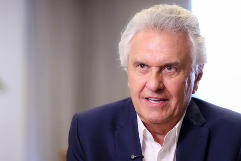 Caiado articula saída do União Brasil e PP do governo Lula e mira 2026