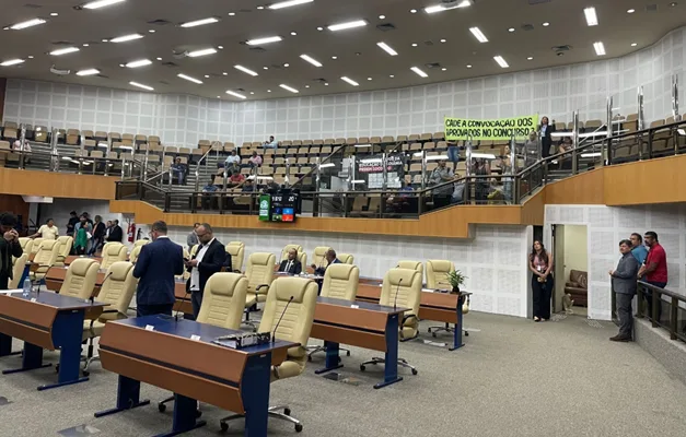 Câmara de Goiânia aprova projeto que permite contratação temporária de administrativos na Educação