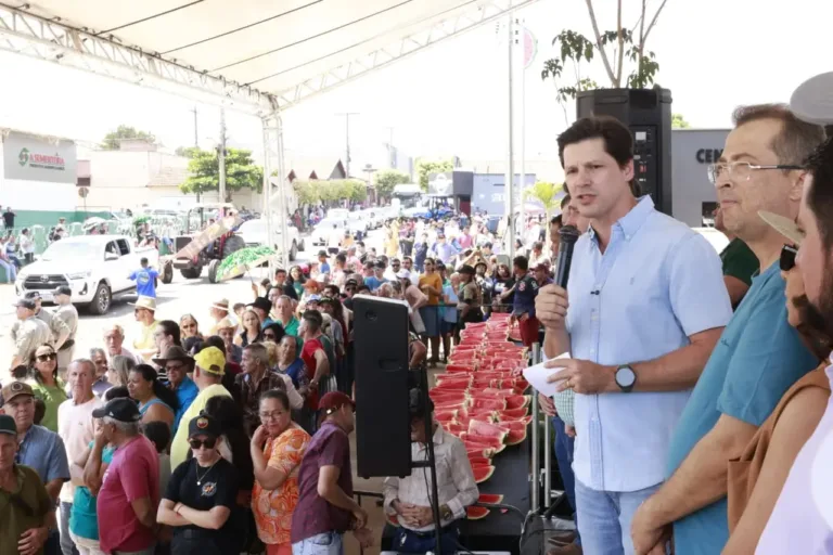 Daniel Vilela Exalta Tradição e Agronegócio na Festa da Melancia em Uruana