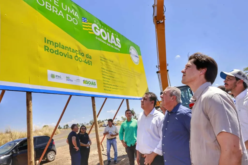Daniel Vilela anuncia início de obras na GO-461