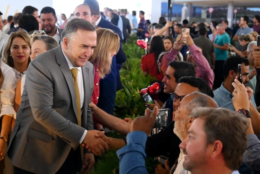 Mabel destaca fortalecimento da rede de saúde de Goiânia durante inauguração do Cora