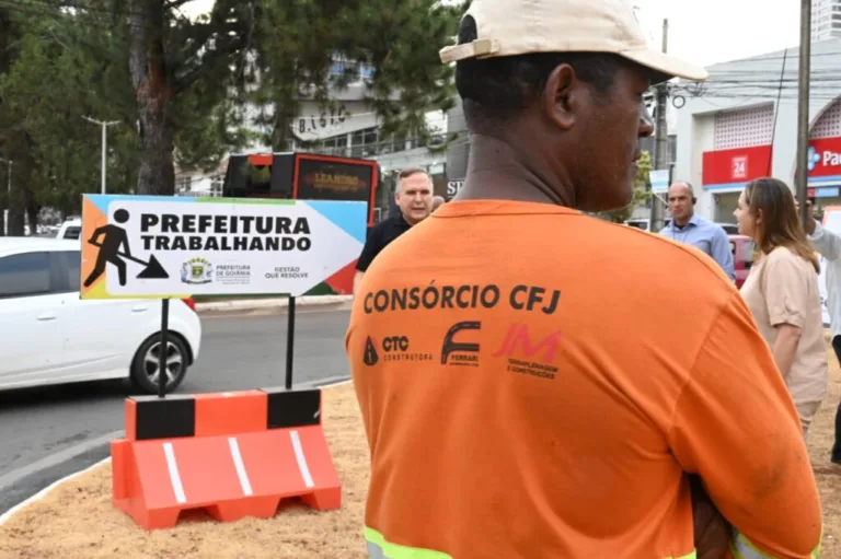 Mabel assina ordem de serviço para recapeamento de vias nos setores Marista e Oeste