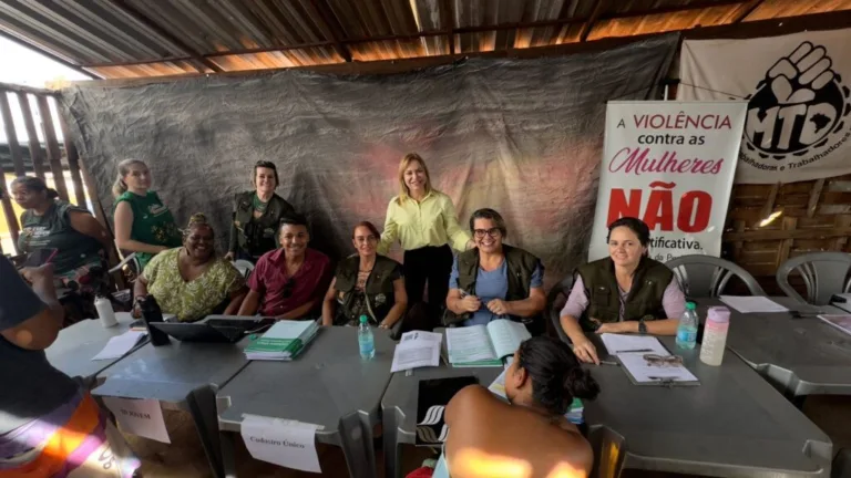 Prefeitura de Goiânia promove ação para mulheres em situação de vulnerabilidade social, no Residencial Solar Ville