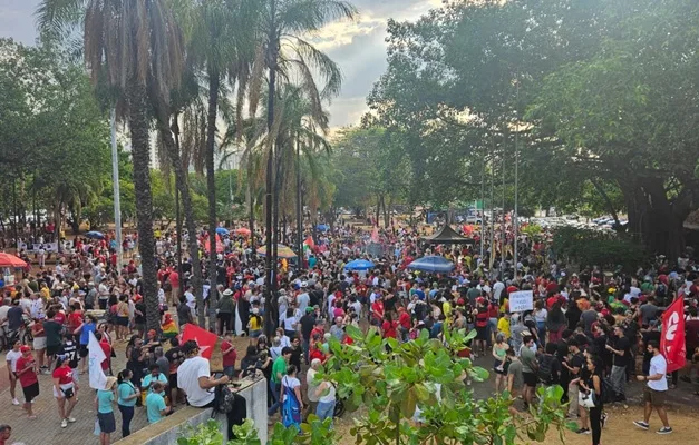 Goiânia se junta a protestos nacionais contra a PEC da Blindagem